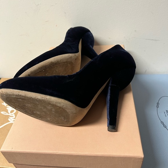 Miu Miu Velvet Blue shoes❤️ - Picture 7 of 8